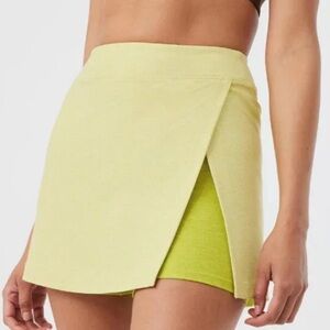 Outdoor Voices Court Skort Light yellow/green NWOT